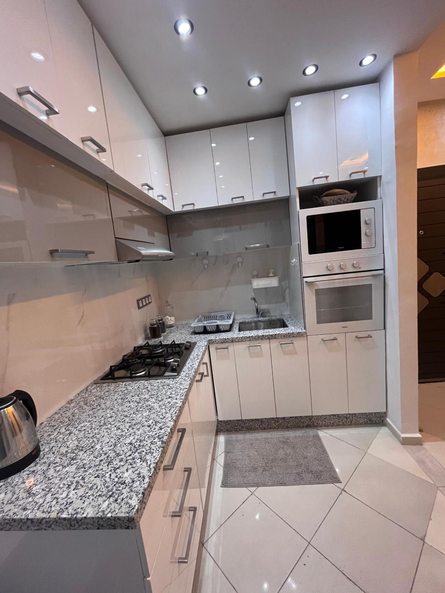Appartement Renove Avec Style Et Parking Surveille Marakeş Dış mekan fotoğraf